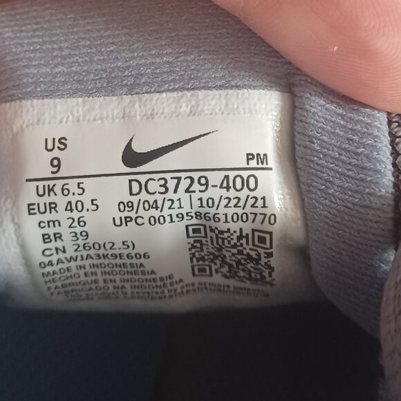 Nike Women's Running Sneakers - Picture 2 of 4